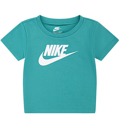 Nike Shorts Set - T-shirt/Shorts - Dusty Cactus Nike Shorts Set - T-shirt/Shorts - Dusty Cactus