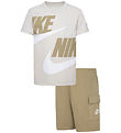 Nike Shortsit - T-paita/Shortsit - laskuvarjo Beige Nike Shortsit - T-paita/Shortsit - laskuvarjo Beige