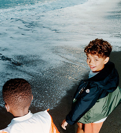 Veste Moncler - Éversion - Noir/Vert Militaire Veste Moncler - Éversion - Noir/Vert Militaire