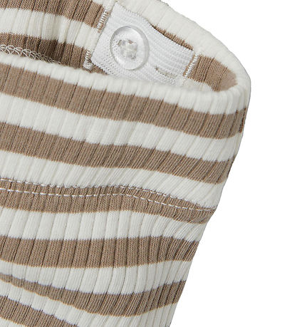 LMTD Rok - NlfDallas - Rib - Mocha Meringue/White STREPEN