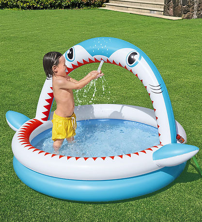 Bestway Kiddy Pool w. Sprinkler - 163 x 127 cm - Sharktastic