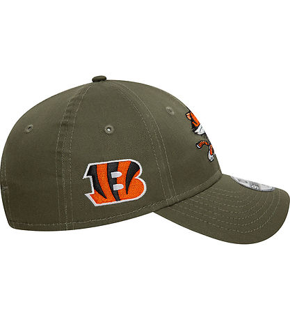 New Era Derhúfa - 9Fjörtíu - NFL lukkudýr - Green Með New Era Derhúfa - 9Fjörtíu - NFL lukkudýr - Green Með