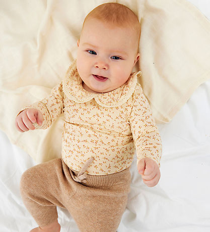 The New Siblings Romper l/s - TnsbNora - White Swan/Beige m. Blo