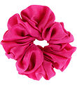 By Stær Scrunchie - Isabella - 18 cm - Dark Pink By Stær Scrunchie - Isabella - 18 cm - Dark Pink