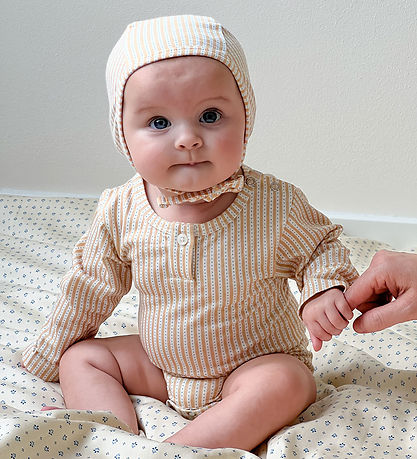 Cam Cam Babyhjälm - Havrefält Cam Cam Babyhjälm - Havrefält