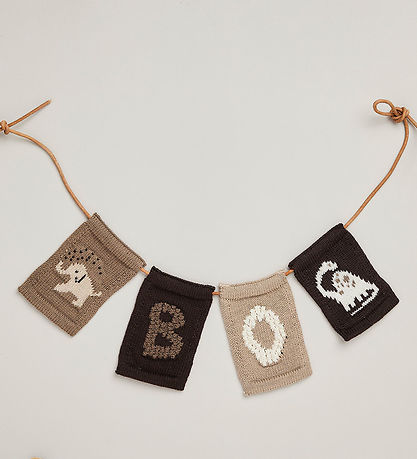 Smallstuff Knitted Flag - Elephant - Natural Motif