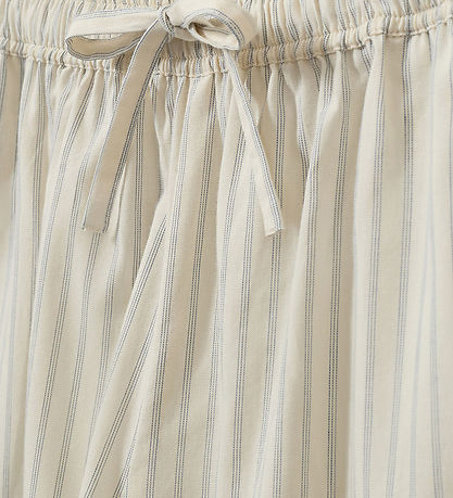 Sofie Schnoor Shorts - Zahrasy - Antique White w. Stripes Sofie Schnoor Shorts - Zahrasy - Antique White w. Stripes