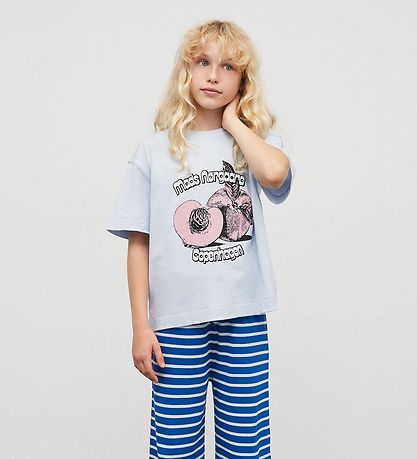 T-Shirt Mads Nørgaard - Dry Tristi unique - Ballade Blue av. Imp T-Shirt Mads Nørgaard - Dry Tristi unique - Ballade Blue av. Imp
