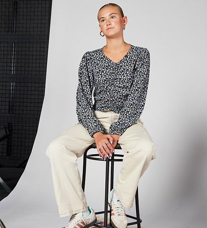 Blouse Hound - Flower Print Blouse Hound - Flower Print
