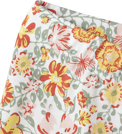 Name It Bicycle Shorts - NmfVayo - Bright White w. Flowers Name It Bicycle Shorts - NmfVayo - Bright White w. Flowers