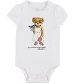 Polo Ralph Lauren Bodysuit s/s - White w. Soft Toy Polo Ralph Lauren Bodysuit s/s - White w. Soft Toy