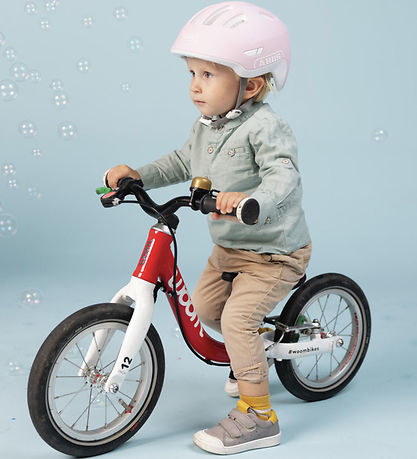 Abus Bicycle Helmet - Smiley 3.0 Ace LED - Pure Rose Abus Bicycle Helmet - Smiley 3.0 Ace LED - Pure Rose