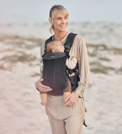 BabyBjörn Baby Carrier - Harmony - Mesh - Black