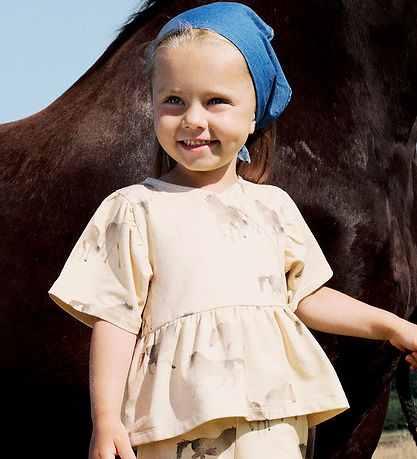 Name It T-shirt - Sweat - NmfHelva - Sun Kiss w. Horses Name It T-shirt - Sweat - NmfHelva - Sun Kiss w. Horses