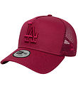New Era Cap - League Trucker - Dark Ed New Era Cap - League Trucker - Dark Ed