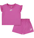 Nike Shorts Set - T-shirt/Shorts - Playful Pink Nike Shorts Set - T-shirt/Shorts - Playful Pink