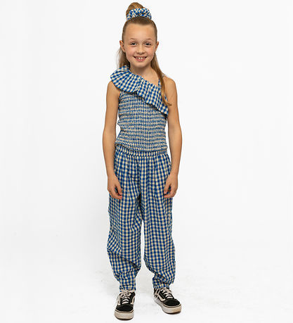 The New Trousers and Scrunchie - TnNally - Daphne Check