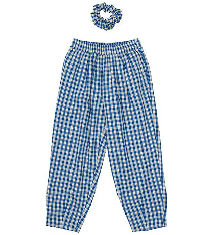 The New Trousers and Scrunchie - TnNally - Daphne Check