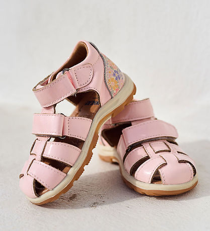 Wheat Sandals - Free - Rose Ballet Wheat Sandals - Free - Rose Ballet