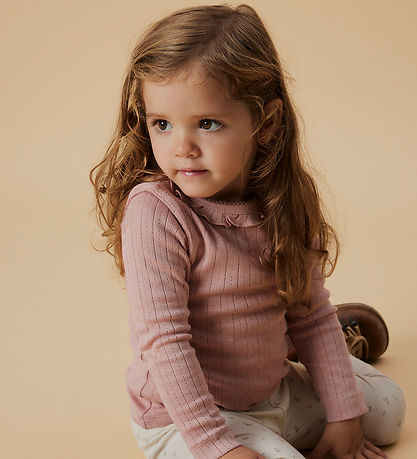 Lil' Atelier Bluse - NmfRachel - Noos - Misty Rose m. Lochmuster Lil' Atelier Bluse - NmfRachel - Noos - Misty Rose m. Lochmuster