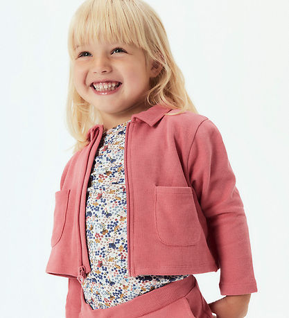 Name It Blouse - NmfKyla - Cloud Dancer w. Flowers Name It Blouse - NmfKyla - Cloud Dancer w. Flowers