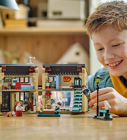 LEGO® Harry Potter - Ligusterflygel: Faster m... 76451 - 639 Del