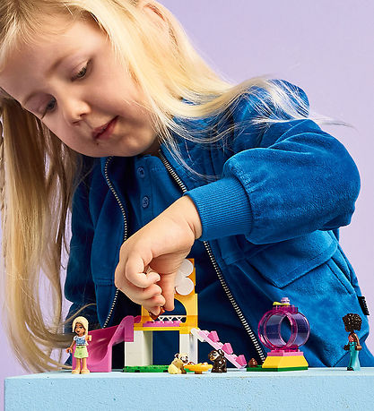 LEGO® Friends - Koiranpentujen leikkipuisto 42665 - 66 Osaa