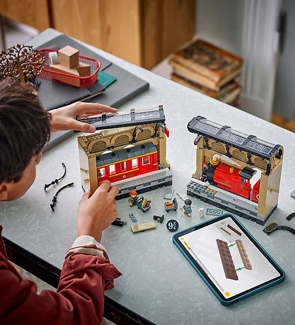 LEGO® Harry Potter - Boknisje: Galtvort™-ekspressen 76450 LEGO® Harry Potter - Boknisje: Galtvort™-ekspressen 76450