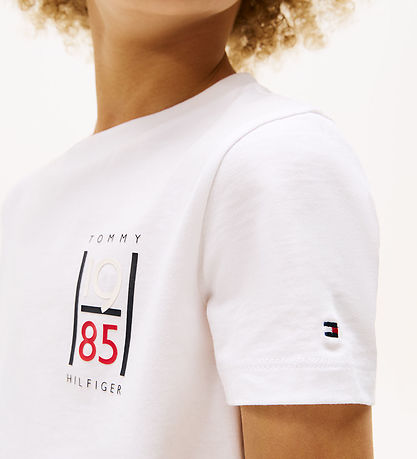 Tommy Hilfiger T-shirt - Graphic - White Tommy Hilfiger T-shirt - Graphic - White
