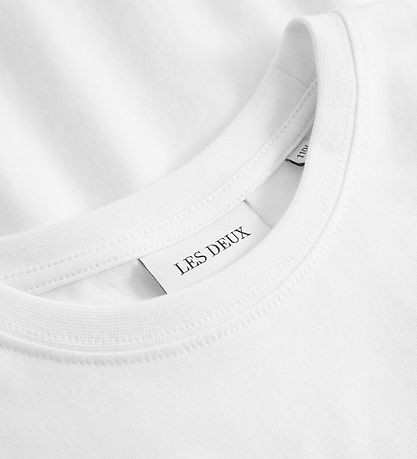 Les Deux T-shirt - Racing - White w. Logo Les Deux T-shirt - Racing - White w. Logo