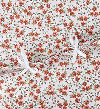 Nørgaard Madsens Bedding - Junior - White w. Red Flowers Nørgaard Madsens Bedding - Junior - White w. Red Flowers