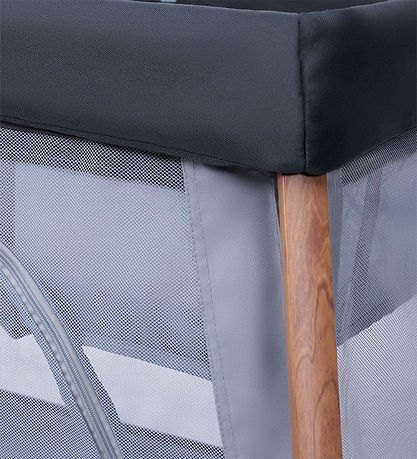 Maxi-Cosi Portable Bed - Iris² - Essential Graphite