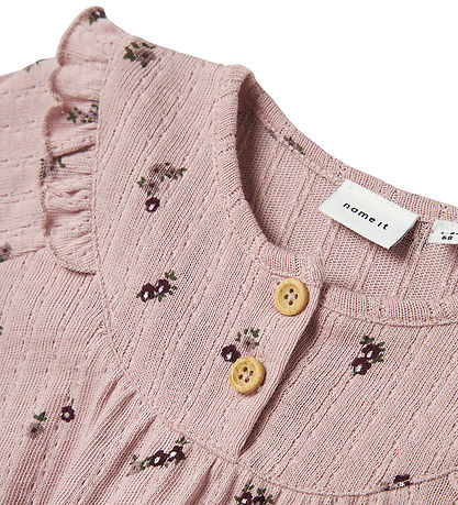Robe Name It - NbfInférieur - Bruni Lilac av. Fleurs Robe Name It - NbfInférieur - Bruni Lilac av. Fleurs