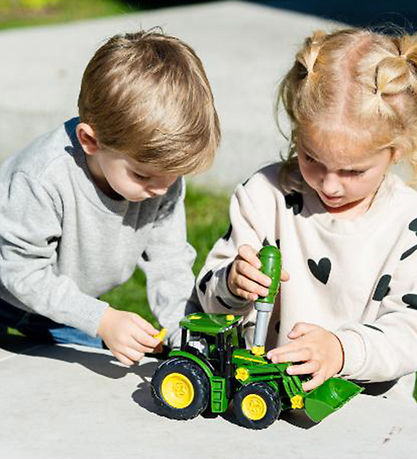 John Deere Tractor w. Front loader John Deere Tractor w. Front loader