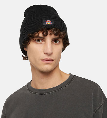 Dickies Beanie - Knitted - Gibsland - Black w. Logo Dickies Beanie - Knitted - Gibsland - Black w. Logo