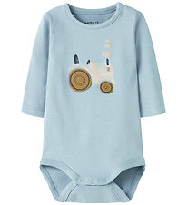 Name It Bodysuit l/s - NbmLife - Dusty Blue w. Tractor Name It Bodysuit l/s - NbmLife - Dusty Blue w. Tractor