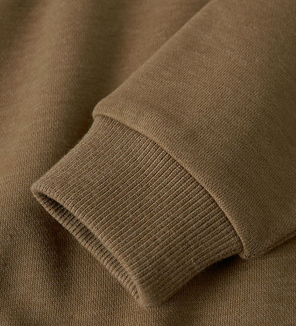 Sweat-shirt Name It - NmmVion - Croquis terne Gold/Tractor Sweat-shirt Name It - NmmVion - Croquis terne Gold/Tractor