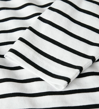 Name It Blouse - NkfLeslie - Black/Bright White w. Stripes Name It Blouse - NkfLeslie - Black/Bright White w. Stripes