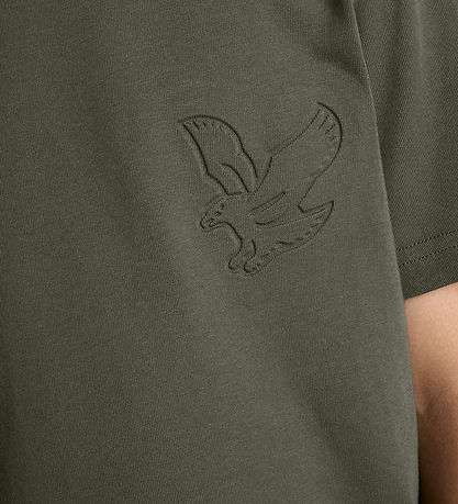T-Shirt Lyle & Scott - En relief Eagle - Deep Profondeurs T-Shirt Lyle & Scott - En relief Eagle - Deep Profondeurs