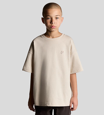 Lyle & Scott T-paita - Painava rento - Kitti Lyle & Scott T-paita - Painava rento - Kitti