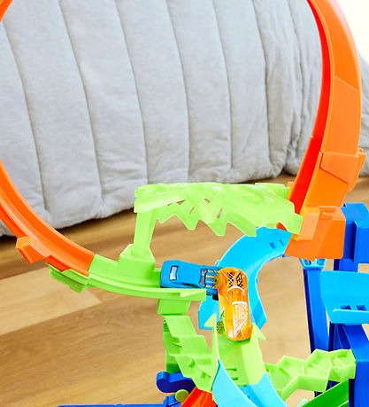 Circuit de Voitures Hot Wheels - Pistes de cascade Mid-Air Crash Circuit de Voitures Hot Wheels - Pistes de cascade Mid-Air Crash
