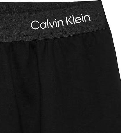 Calvin Klein Pils - Púntó - Síða Black