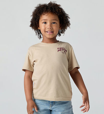 Levis T-skjorte - Galopperende fritt - White Pepper m. Rød Levis T-skjorte - Galopperende fritt - White Pepper m. Rød