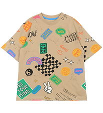 The New T-shirt - TnPete - Humus AOP The New T-shirt - TnPete - Humus AOP