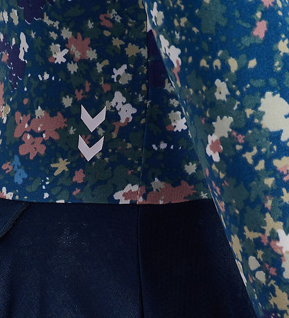 Hummel Gymsuit - HmlJR Mix Gym - Dress Blues/Riverside Hummel Gymsuit - HmlJR Mix Gym - Dress Blues/Riverside