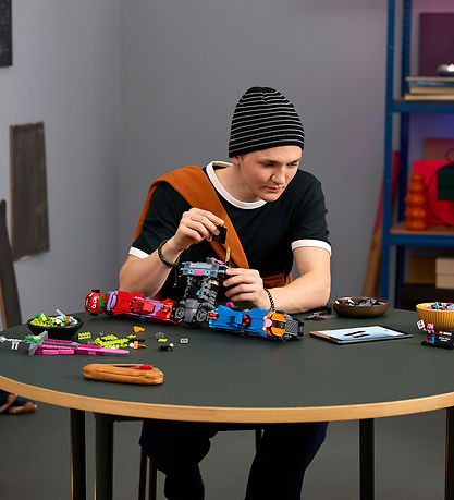 LEGO® Fortnite Mecha Team Leader 77078 - 2503 Parts LEGO® Fortnite Mecha Team Leader 77078 - 2503 Parts