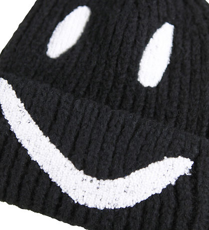 Molo Beanie - Knitted/Rib - Kim - Black w. Smiley Molo Beanie - Knitted/Rib - Kim - Black w. Smiley