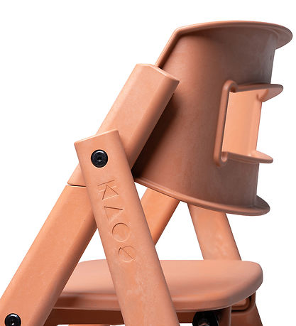 KAOS Highchair - Clapperboard - Recycled Platik - Terracotta Pin