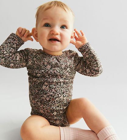 Wheat Bodysuit l/s - Liv - Purple Stone Flowers Wheat Bodysuit l/s - Liv - Purple Stone Flowers