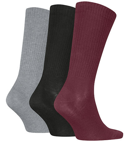 Puma Socks - Regular Crew - 3-Pack - Bordeaux/Black/Grey